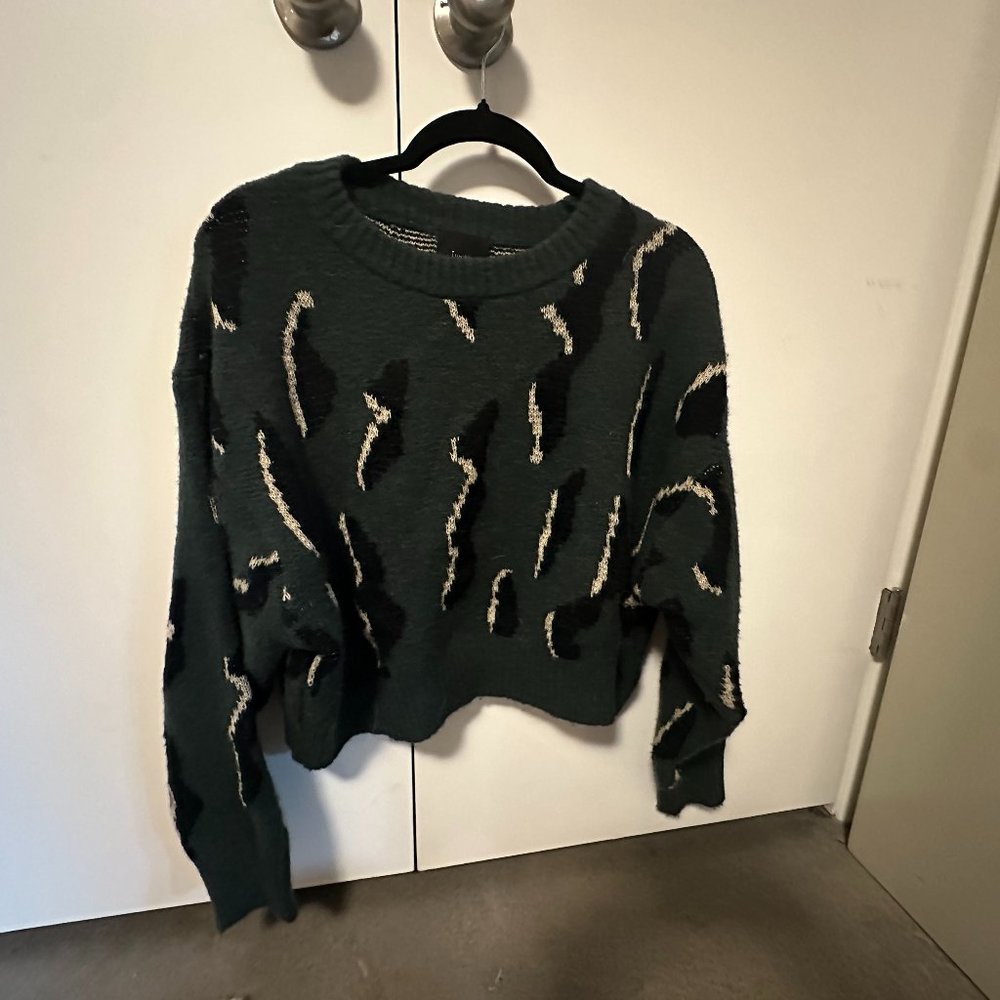 Lumiere Crop Sweater
